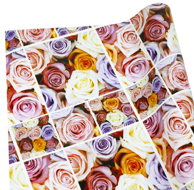 Упаковочная подарочная бумага "Розы в нежных цветах" (25л)