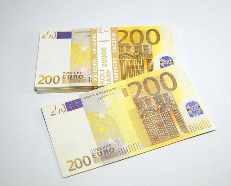 Сувенірні гроші "200 євро"